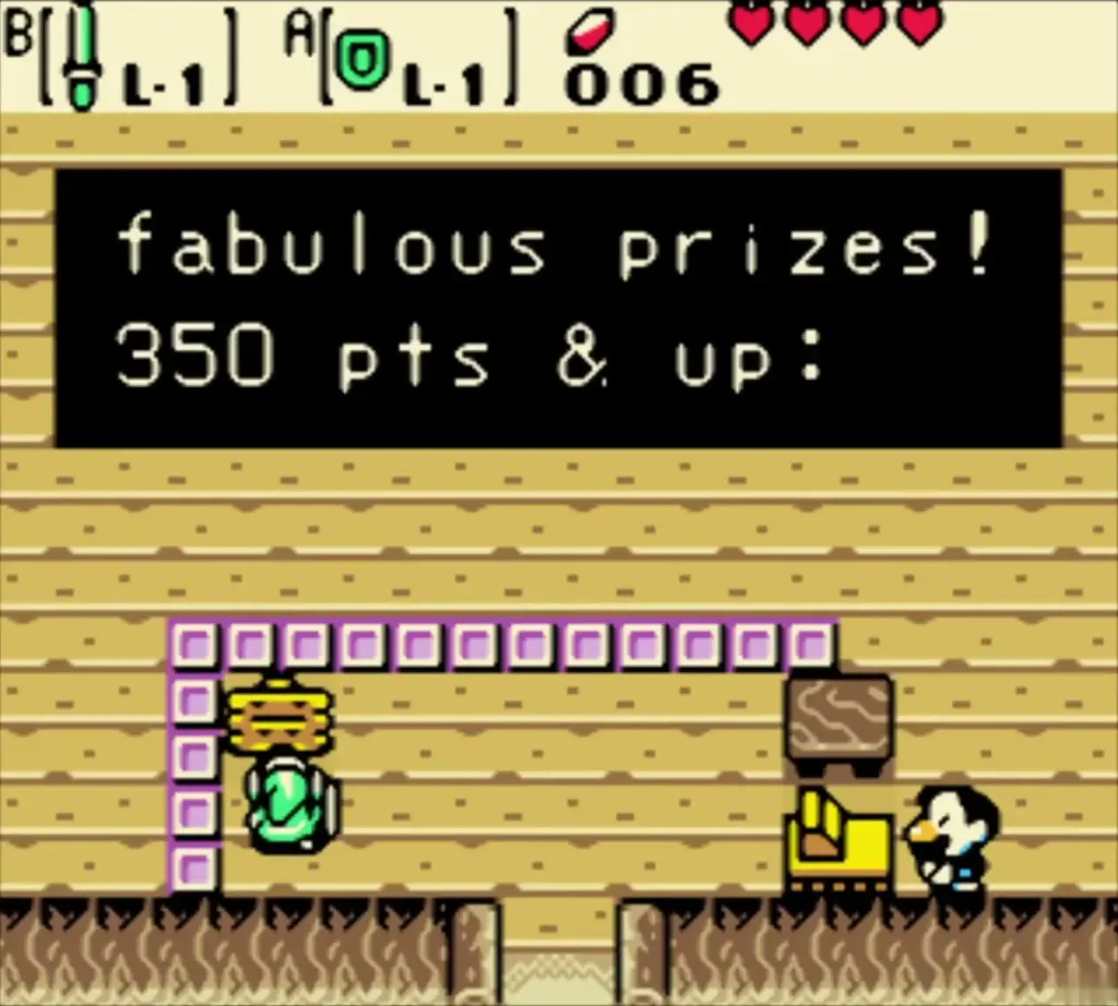 The gallery attendant announcing prizes for 350 points and up