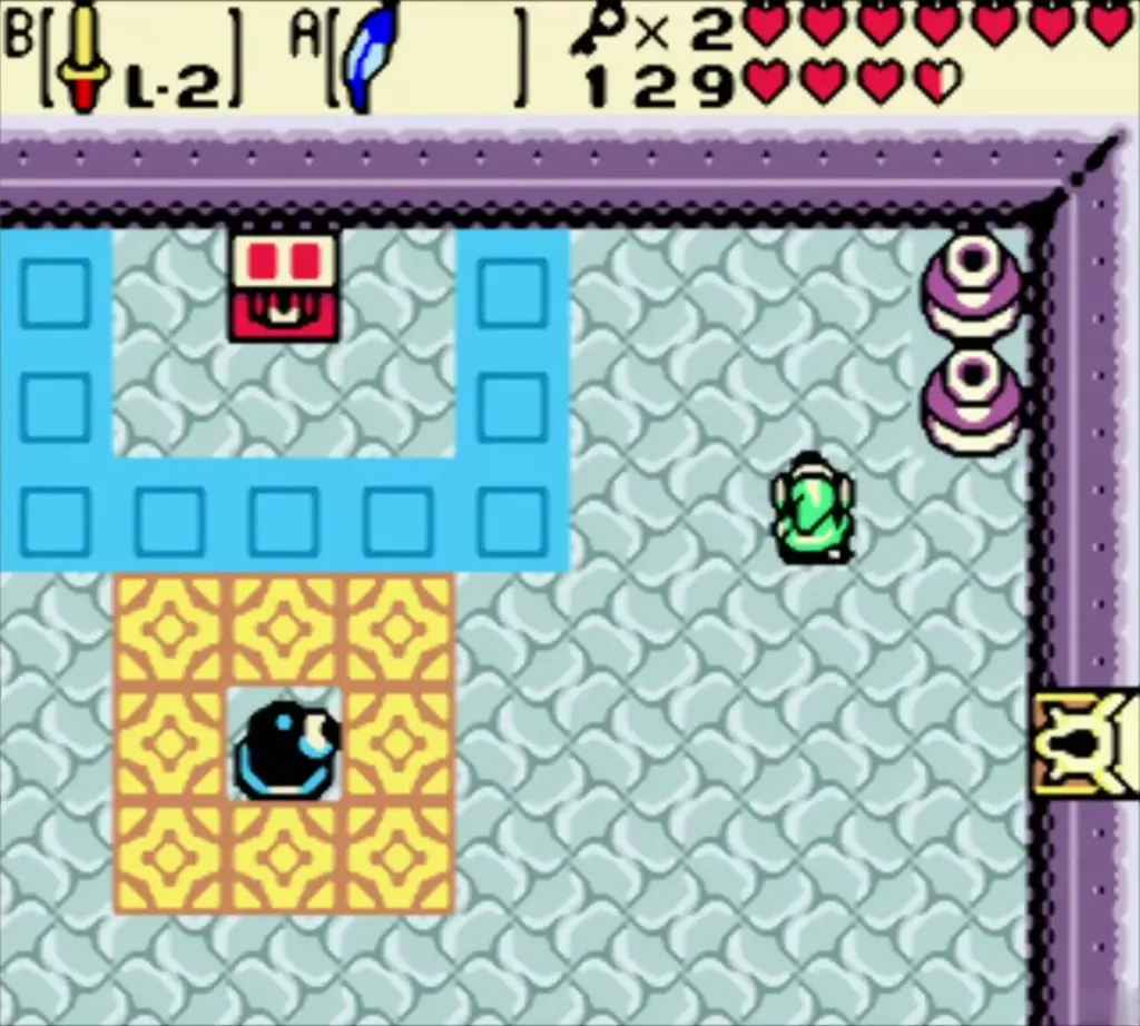 The map chest inside the U-shaped view of blue blocks The map chest inside the U-shaped view of blue blocks
