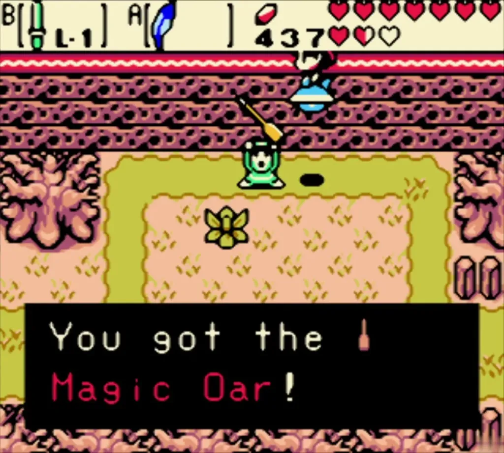 Link holding up the Magic Oar with the item message fully shown Link holding up the Magic Oar with the item message fully shown