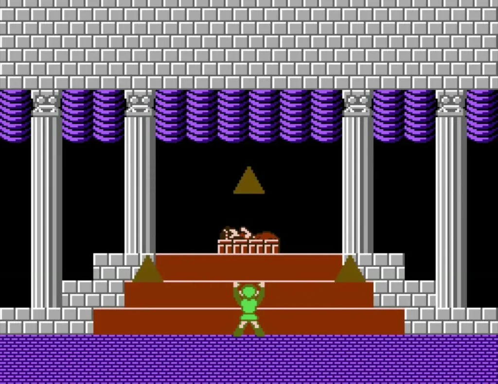 Gold triangles gathering around the altar in the final chamber