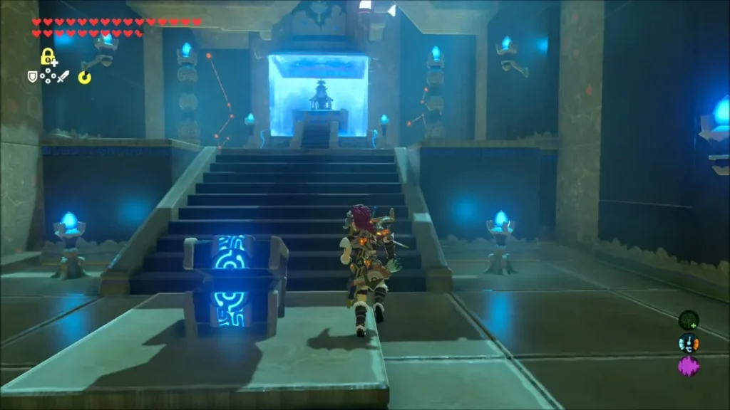 Link running past a glowing chest toward the Spirit Orb altar Link running past a glowing chest toward the Spirit Orb altar