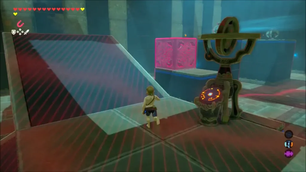 Link beside the motion terminal with the cube on a raised platform Link beside the motion terminal with the cube on a raised platform