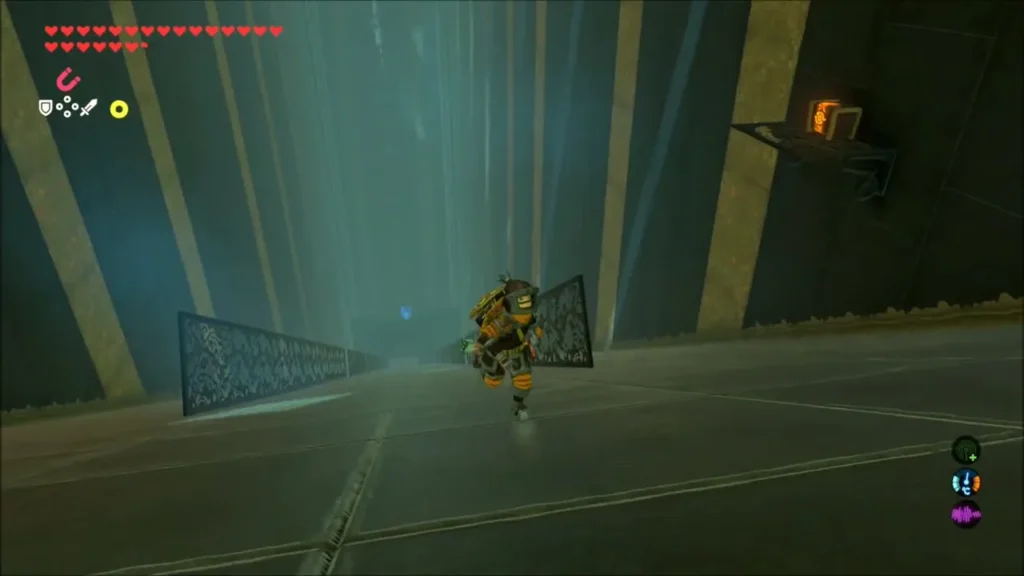 Link running up the slope with the alcove chest on the right wall Link running up the slope with the alcove chest on the right wall