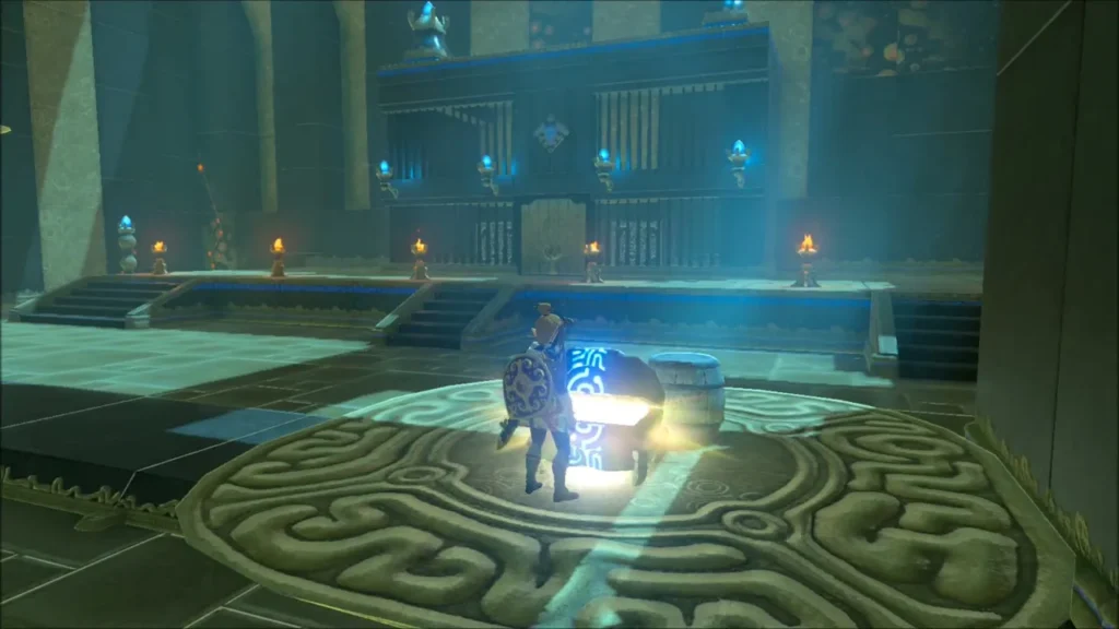 Link opening the glowing Small Key chest in Qua Raym Shrine Link opening the glowing Small Key chest in Qua Raym Shrine