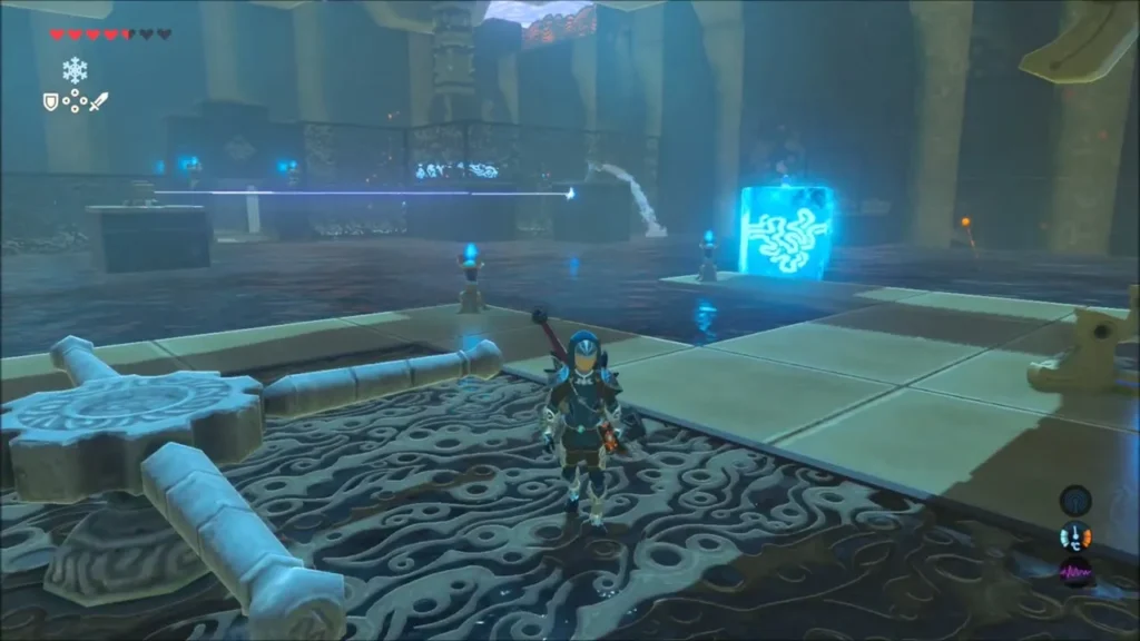 Link beside the swivel lever with the laser beam crossing the flooded hall Link beside the swivel lever with the laser beam crossing the flooded hall