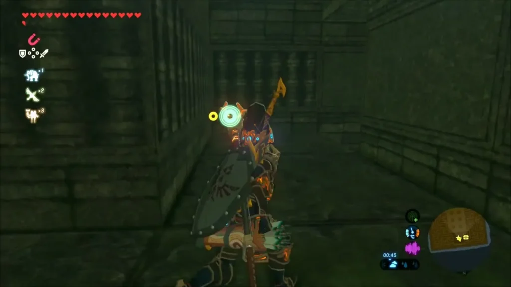 Link rounding a bend in the labyrinth Link rounding a bend in the labyrinth