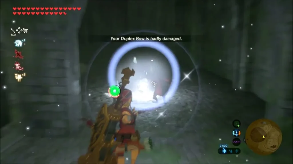 Link aiming the Duplex Bow in a dark ruin as a warning says it is badly damaged Link aiming the Duplex Bow in a dark ruin as a warning says it is badly damaged