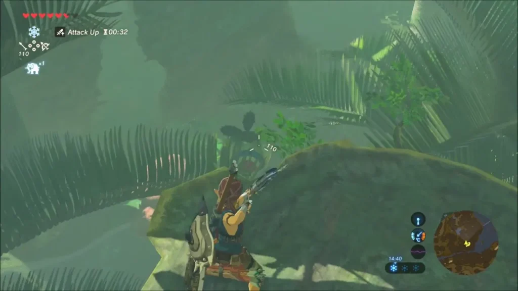 Link at the top of the tree among the leaves