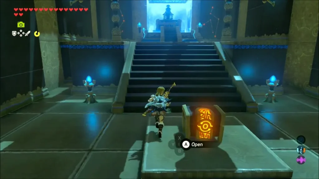 Link approaching the treasure chest behind the arena Link approaching the treasure chest behind the arena