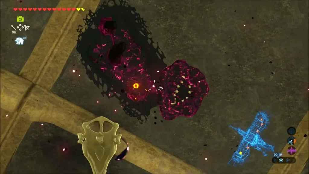 A Malice maw and its glowing eye on the wall A Malice maw and its glowing eye on the wall