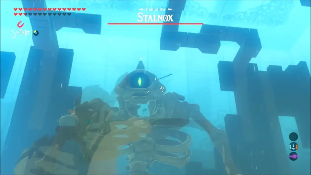 The Stalnox with its glowing eye exposed and its health bar showing The Stalnox with its glowing eye exposed and its health bar showing