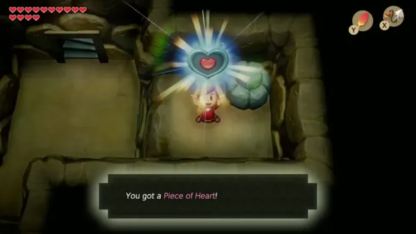 Link holding up the Piece of Heart with the item box shown