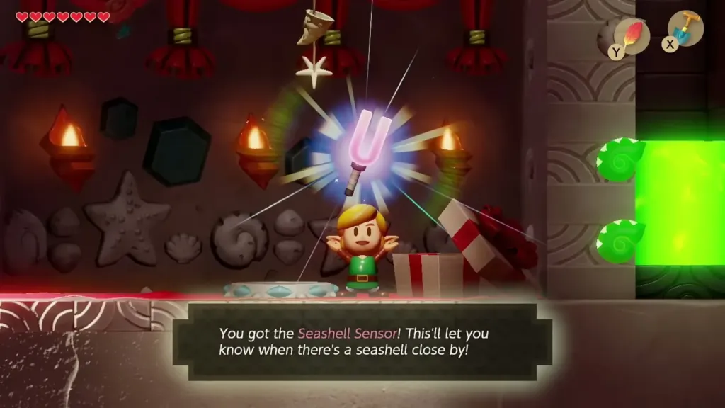 Link holding up the Seashell Sensor with its text box shown Link holding up the Seashell Sensor with its text box shown