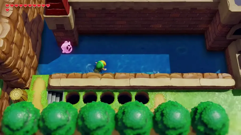Link swimming along the moat beside Kanalet Castle's wall Link swimming along the moat beside Kanalet Castle's wall