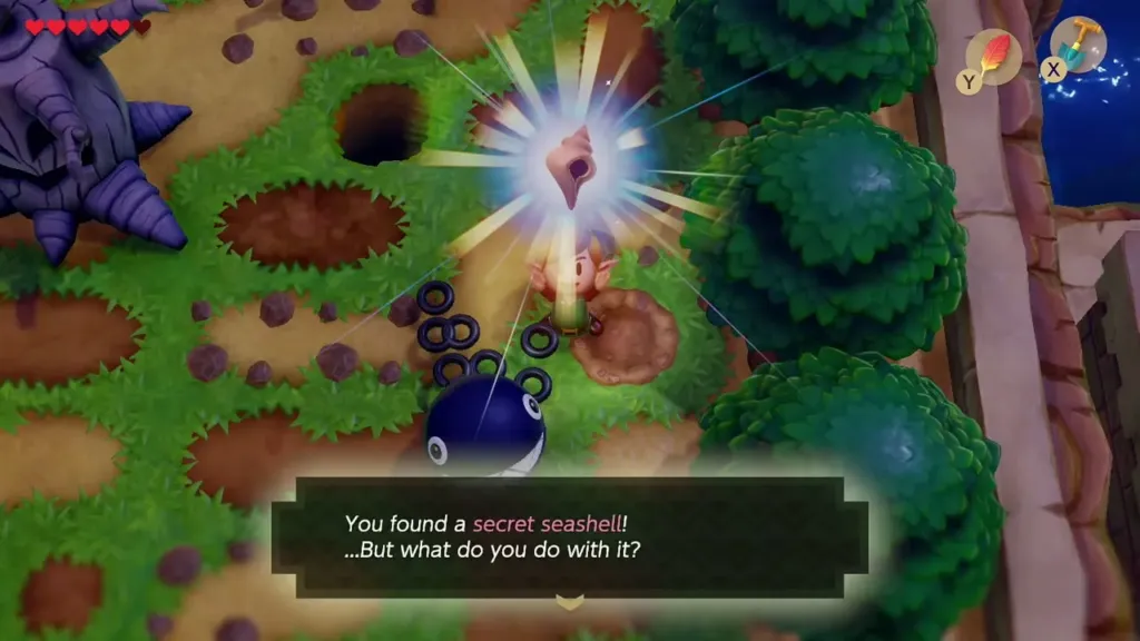 Link holding up a Secret Seashell in Tabahl Wasteland with the item message shown Link holding up a Secret Seashell in Tabahl Wasteland with the item message shown