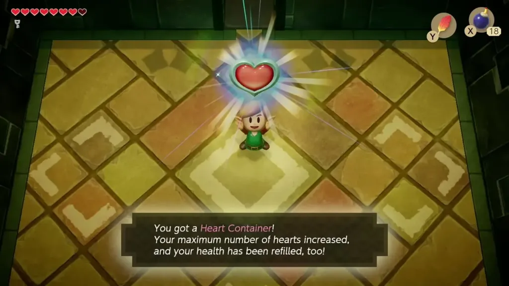Link holding up a Heart Container