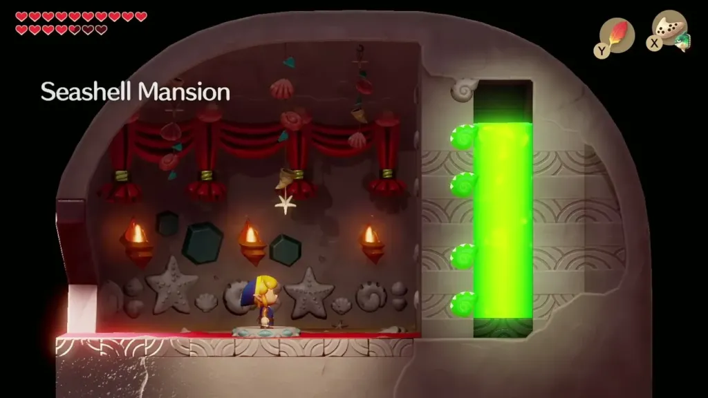 Link standing in the Seashell Mansion hall Link standing in the Seashell Mansion hall