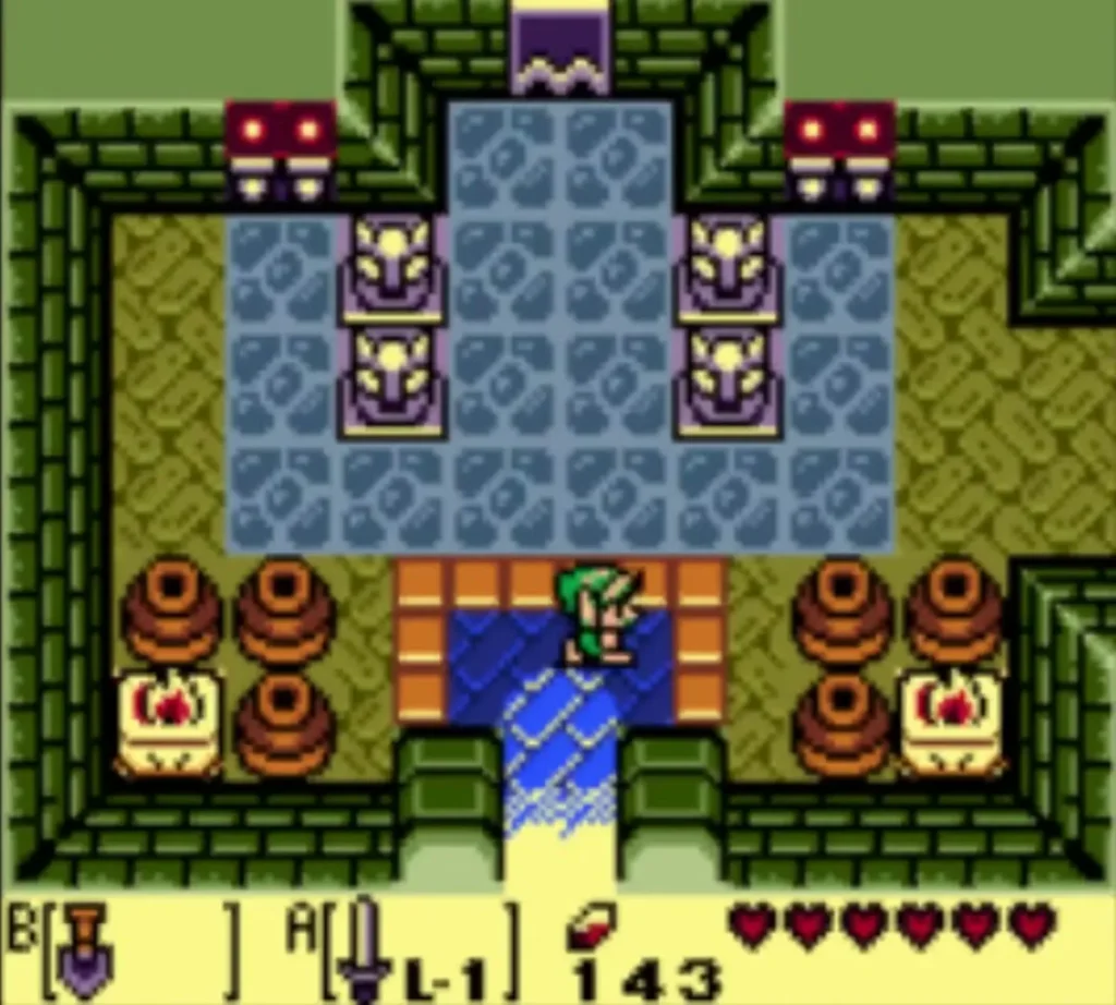 Link at the blue-stone entrance of Key Cavern, the dungeon in the center of Ukuku Prairie Link at the blue-stone entrance of Key Cavern, the dungeon in the center of Ukuku Prairie
