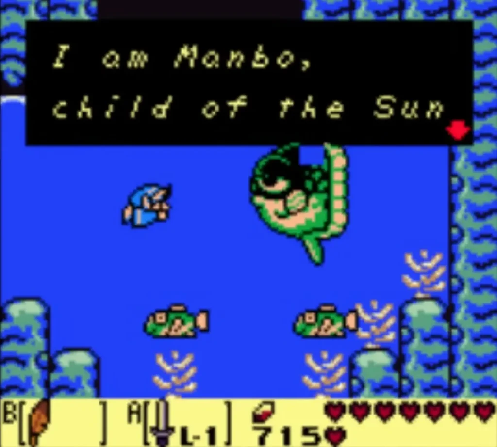 Manbo the sunfish introduces himself in his underwater pond Manbo the sunfish introduces himself in his underwater pond