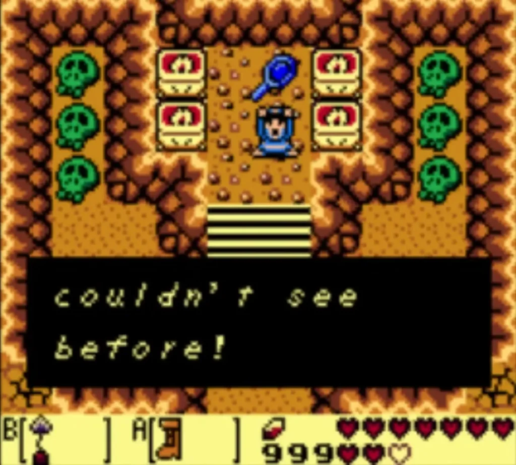 Link raises the Magnifying Lens in a hidden room, the box reading 'couldn't see before!' Link raises the Magnifying Lens in a hidden room, the box reading 'couldn't see before!'