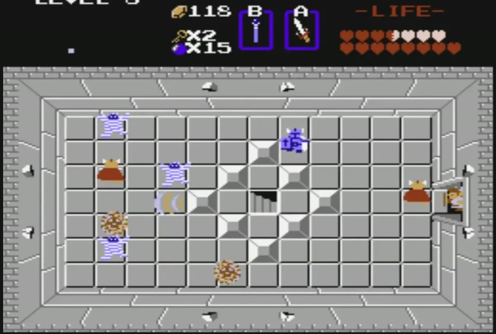 Grey Level 8 room with a diamond-block centre and blue enemies Grey Level 8 room with a diamond-block centre and blue enemies