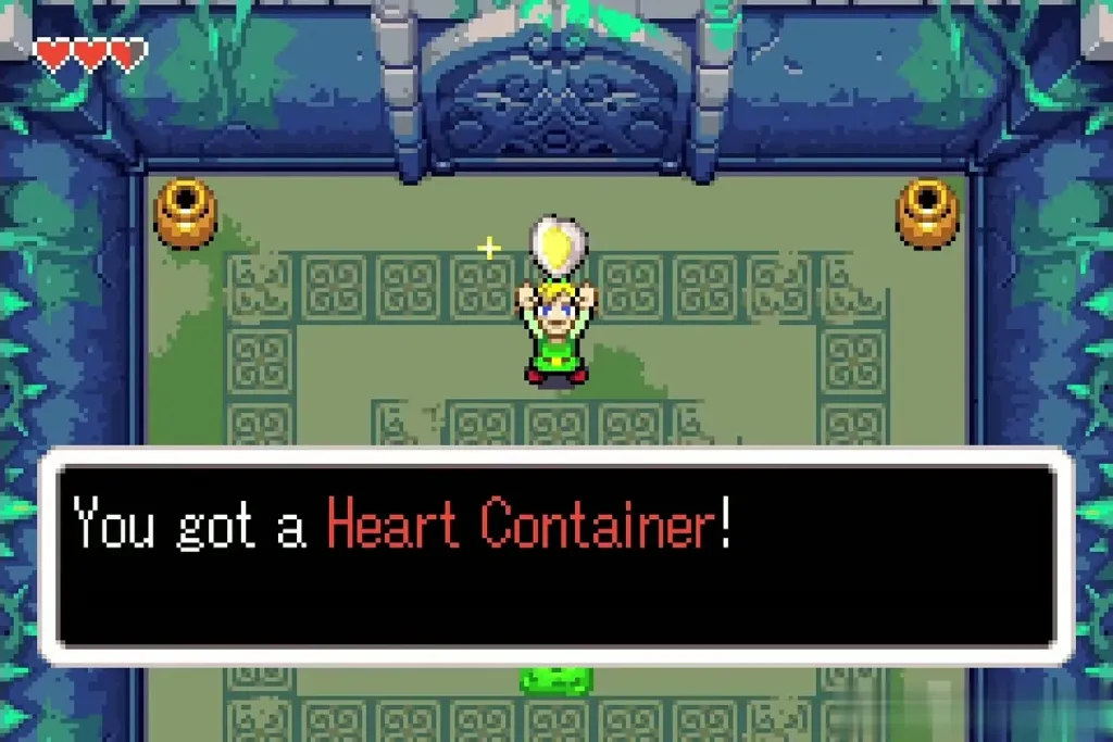 Link holding up a Heart Container in the arena Link holding up a Heart Container in the arena