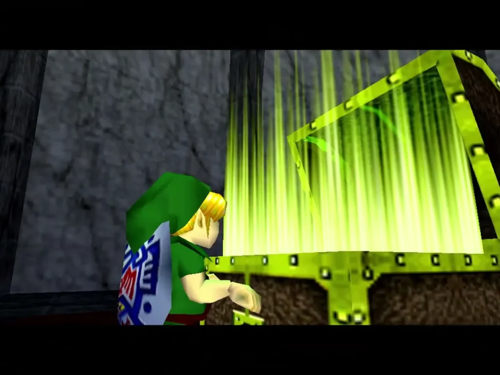 Link opens the green chest in the Oceanside Spider House Link opens the green chest in the Oceanside Spider House