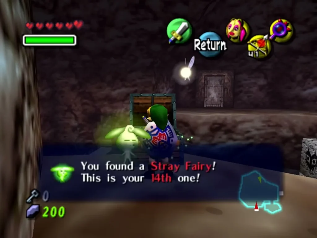 Link at the opened chest with the box confirming a Stray Fairy was found Link at the opened chest with the box confirming a Stray Fairy was found