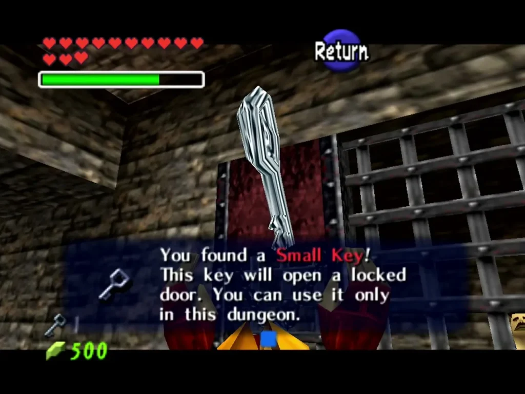 Link holds up the Small Key the thief dropped, with the complete message box shown Link holds up the Small Key the thief dropped, with the complete message box shown