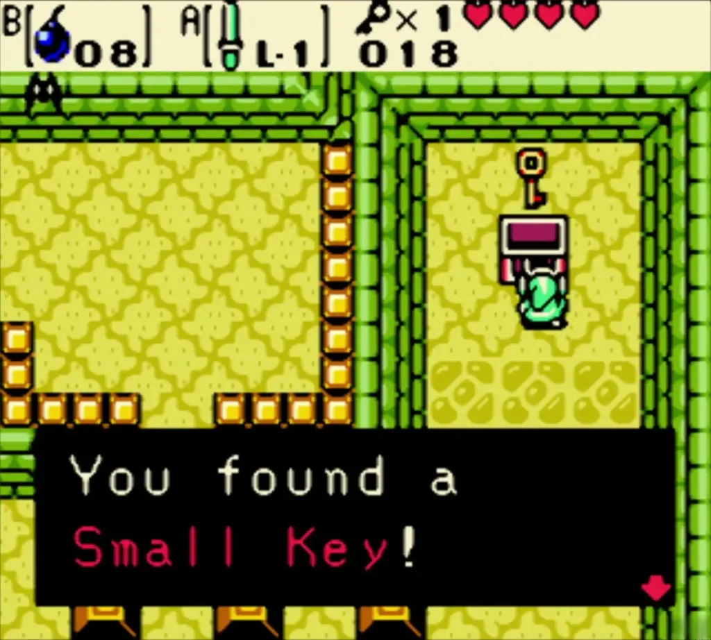 Link holding up a Small Key with the item message shown Link holding up a Small Key with the item message shown