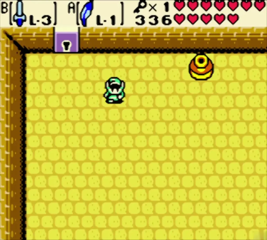 Link in the Ancient Ruins with his last Small Key, key counter at 1 Link in the Ancient Ruins with his last Small Key, key counter at 1