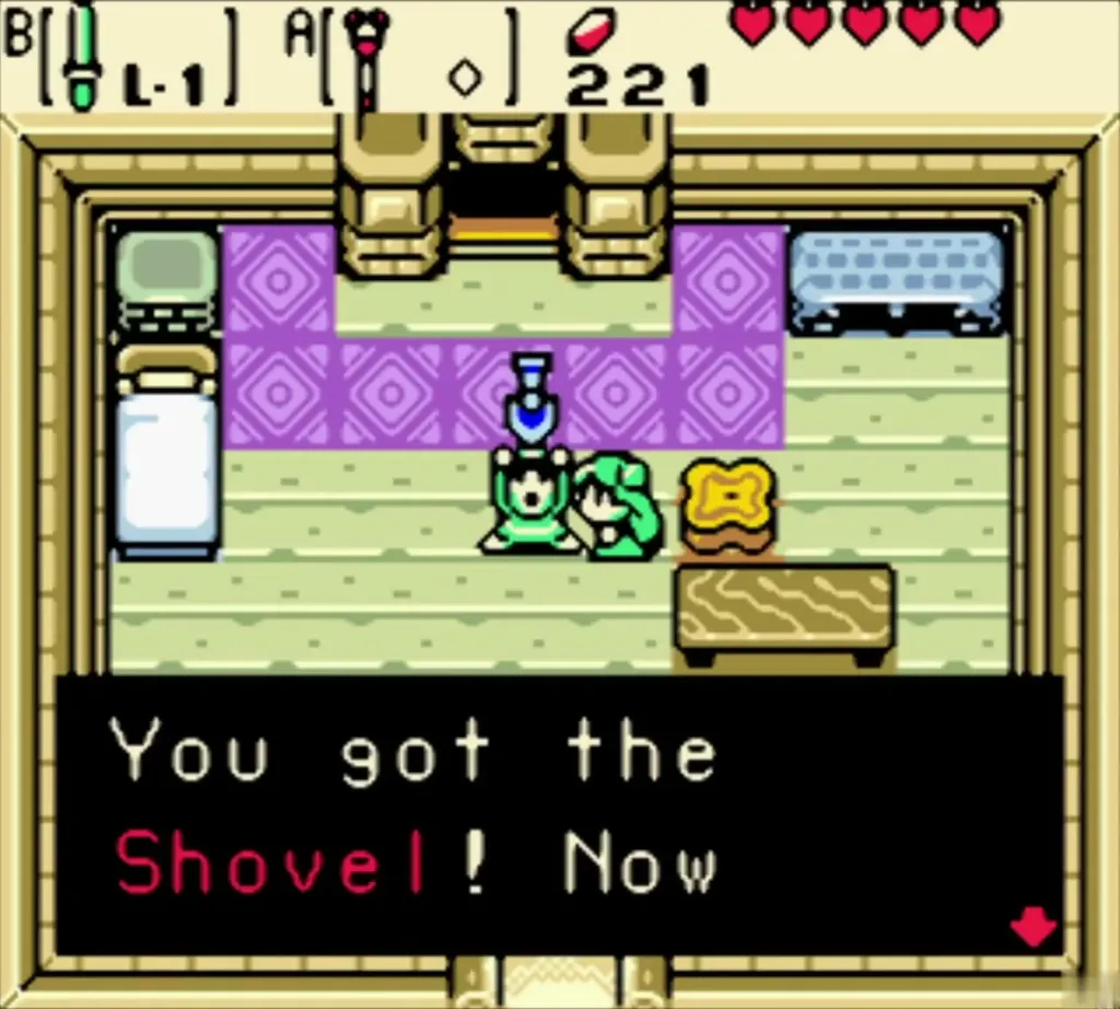 Link holding up the Shovel with the You got the Shovel message Link holding up the Shovel with the You got the Shovel message