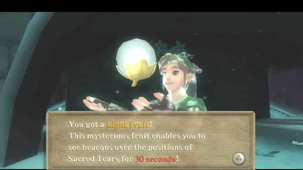 Link holds up a Light Fruit, its box explaining it reveals Sacred Tears for 30 seconds.