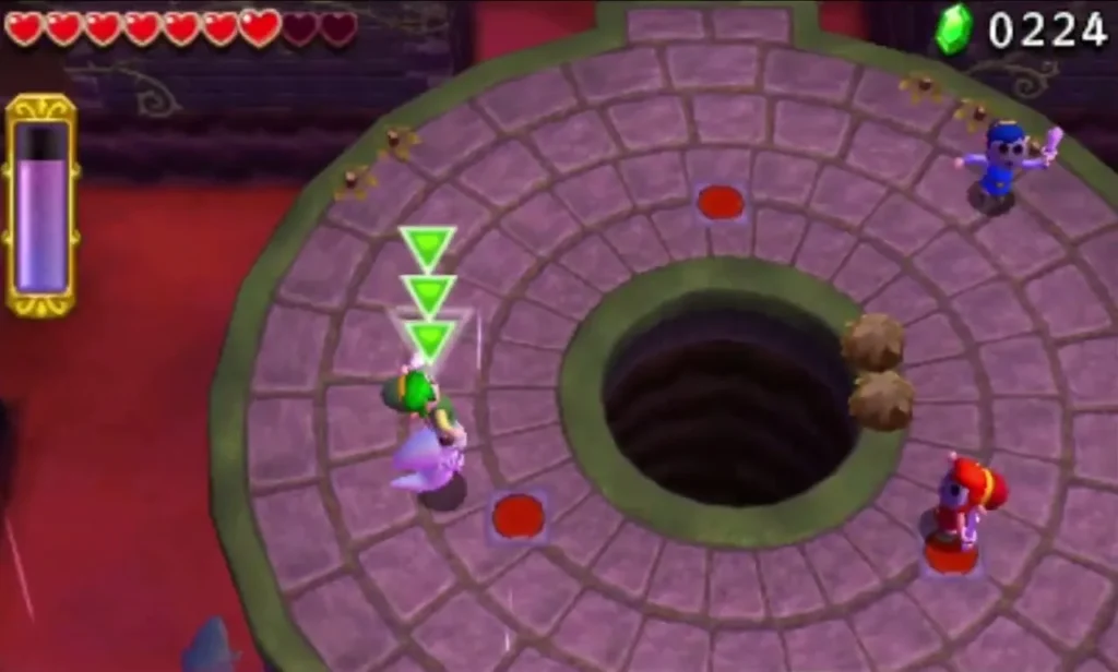 A Totem of Links stands on a round stone arena around a pit