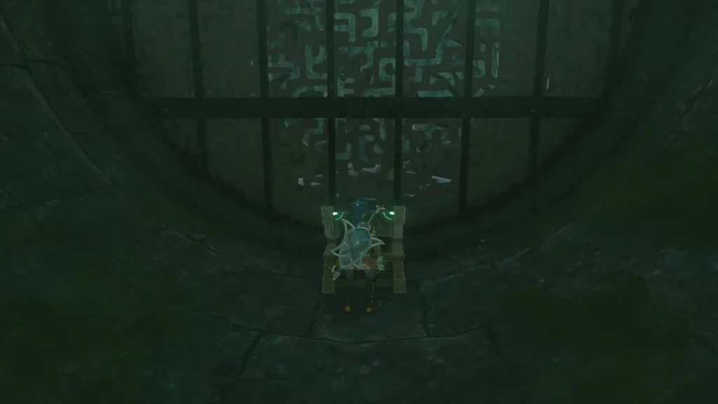Round chamber behind a lattice gate where the Opal chest sits Round chamber behind a lattice gate where the Opal chest sits