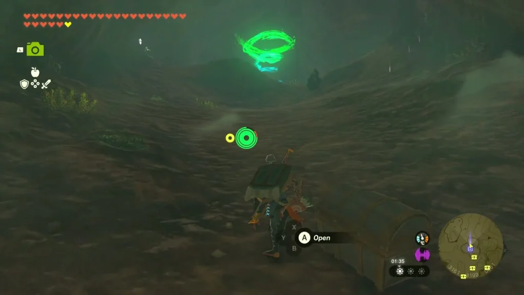 Second Emblazoned Shield item box from a cave chest Second Emblazoned Shield item box from a cave chest