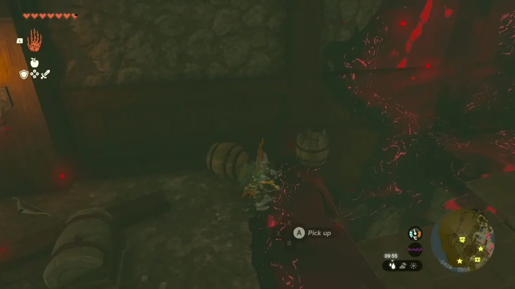 Barrels and a pick-up prompt in the Guards Chamber