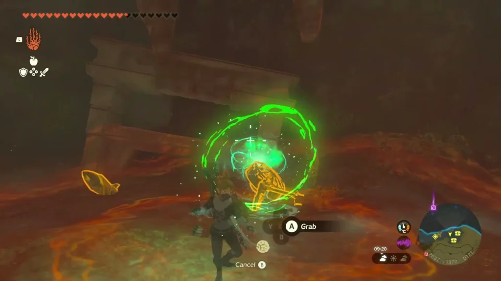 Green crystal grabbed with Ultrahand inside the cave Green crystal grabbed with Ultrahand inside the cave