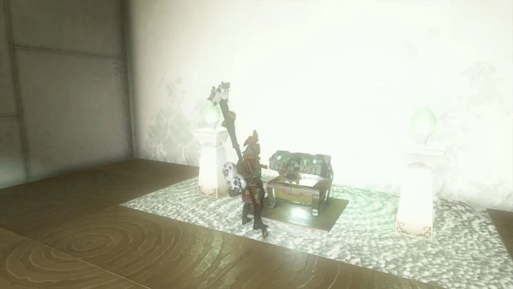 Chest glowing white in the small roof room above the maze Chest glowing white in the small roof room above the maze