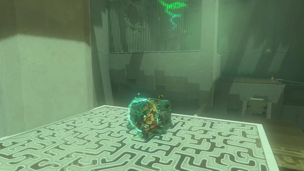 Chest reward Arrow x10 on a maze-patterned platform Chest reward Arrow x10 on a maze-patterned platform