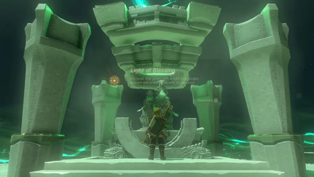 Light of Blessing item box in the statue chamber Light of Blessing item box in the statue chamber