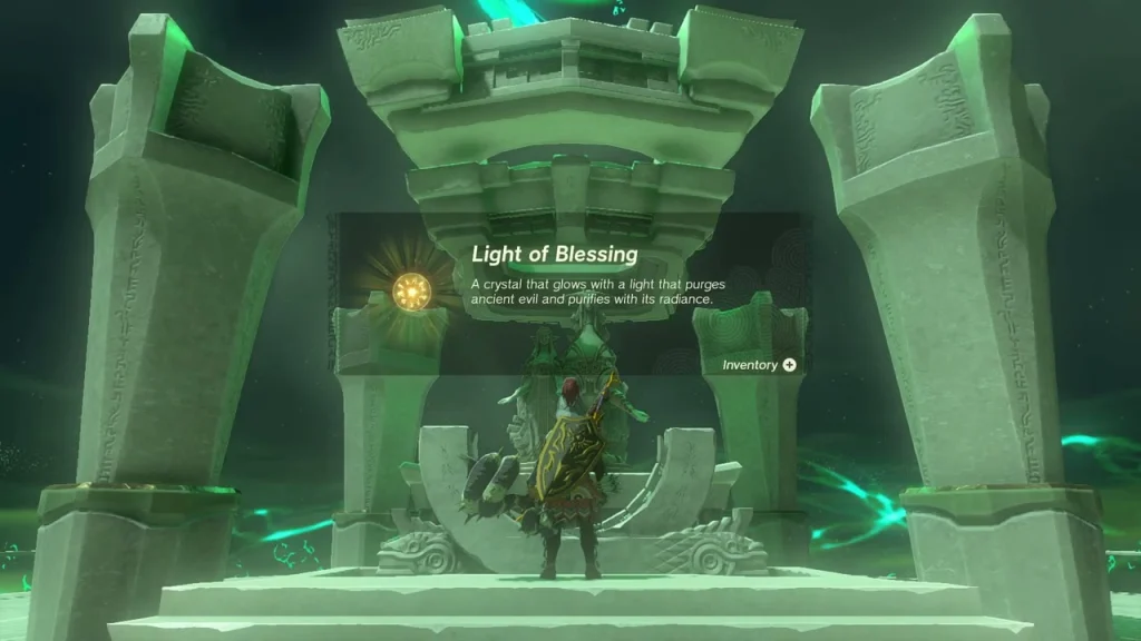 Light of Blessing item box at the altar between the stone pillars Light of Blessing item box at the altar between the stone pillars