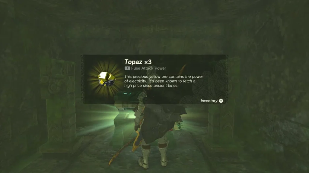 Topaz x3 item box above the chest in the hidden chamber Topaz x3 item box above the chest in the hidden chamber