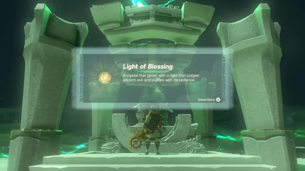 Light of Blessing item box held up at the shrine end altar Light of Blessing item box held up at the shrine end altar
