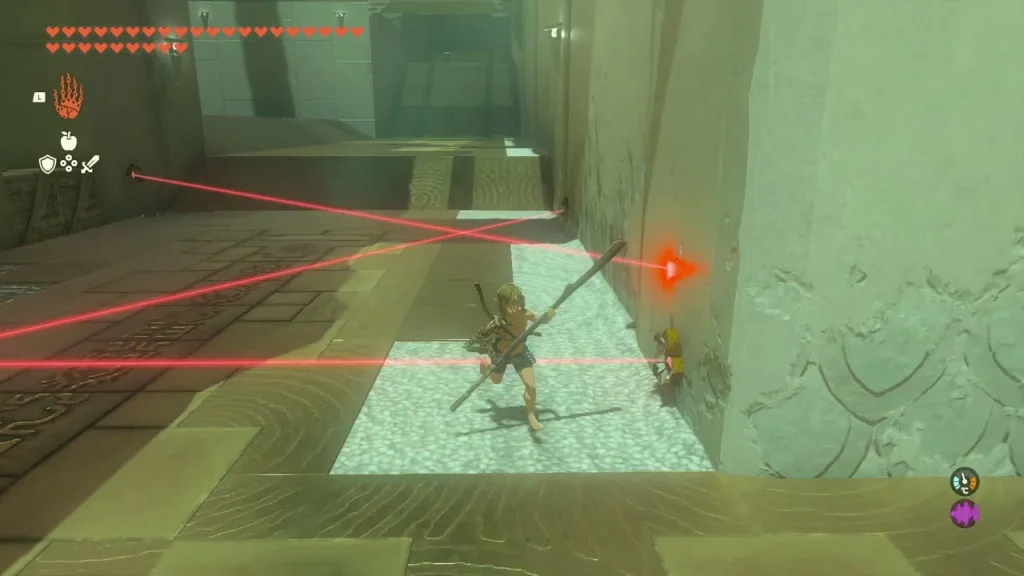 Miryotanog Shrine hall crossed by red laser beams with a rolling boulder trap Miryotanog Shrine hall crossed by red laser beams with a rolling boulder trap